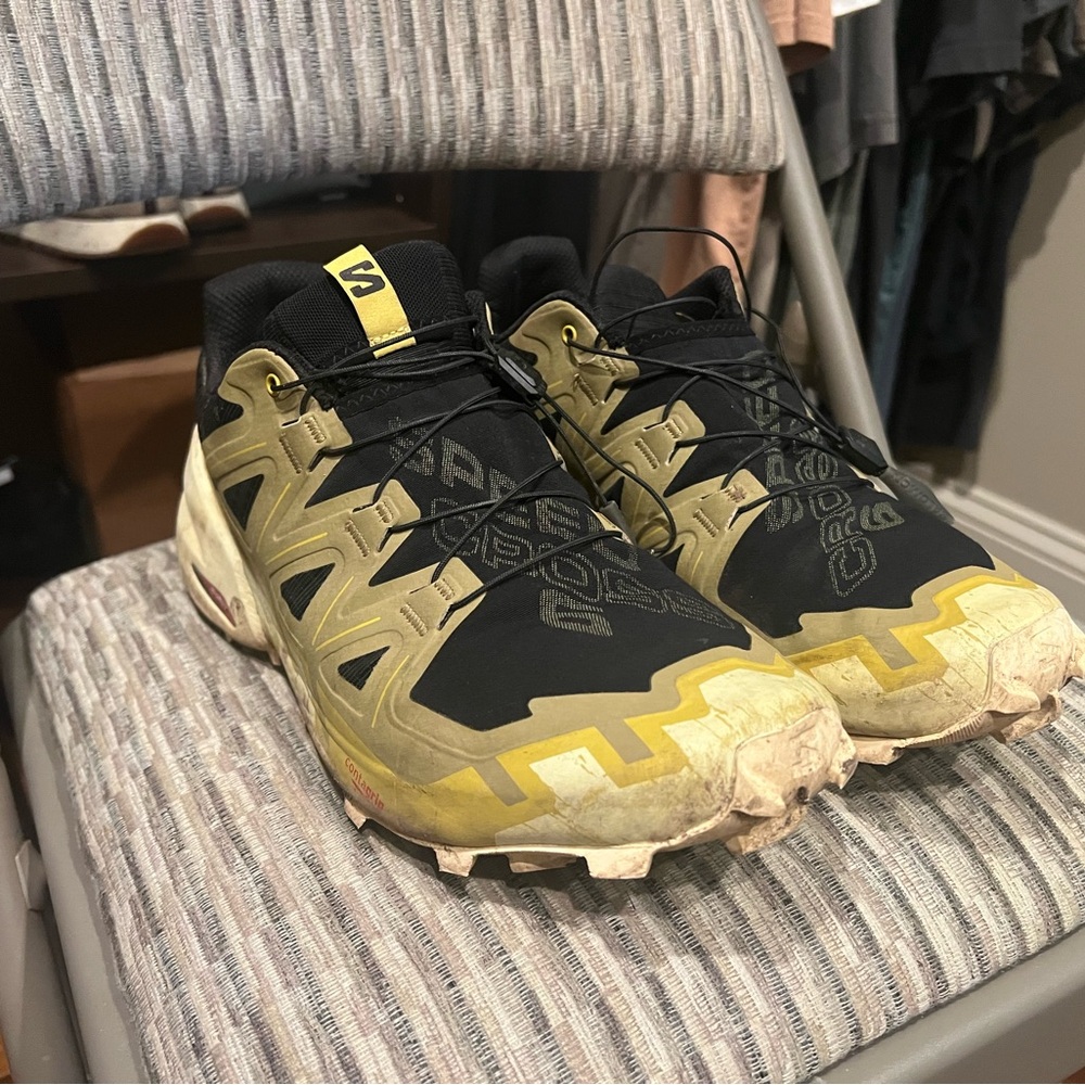 Salomon Men's Black and Olive Athletic Shoes